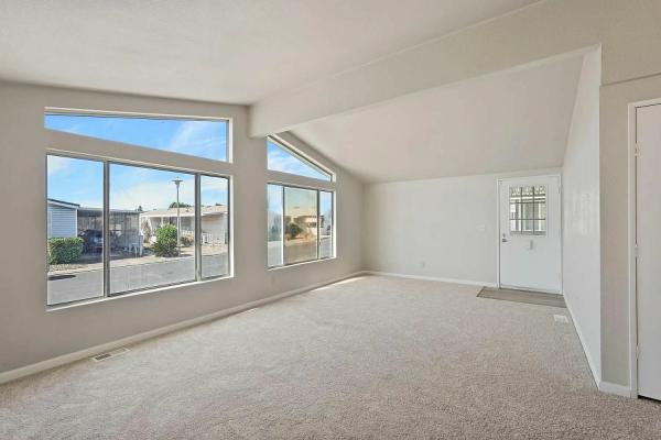 1985 CASTLEWOOD Mobile Home For Sale