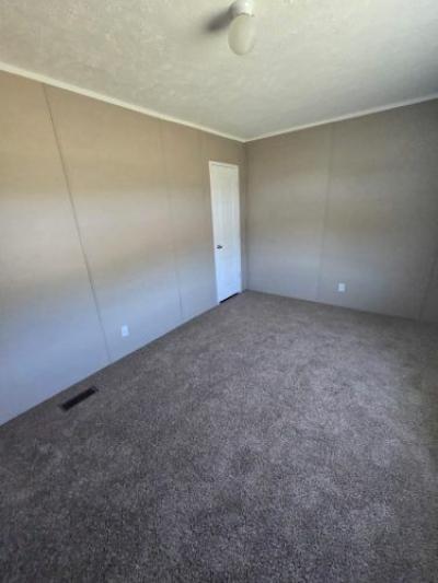 Photo 4 of 11 of home located at 732 Dovefield Rd Lamar, SC 29069