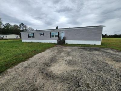 Mobile Home at 732 Dovefield Rd Lamar, SC 29069