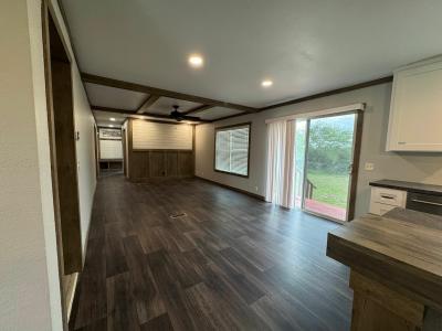 Photo 2 of 16 of home located at 1005 Cr 643 Damon, TX 77430