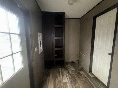 Photo 3 of 18 of home located at 25898 I-30 Frontage Rd Bryant, AR 72022