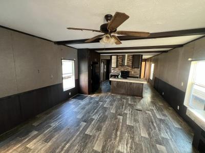 Photo 3 of 18 of home located at 25898 I-30 Frontage Rd Bryant, AR 72022