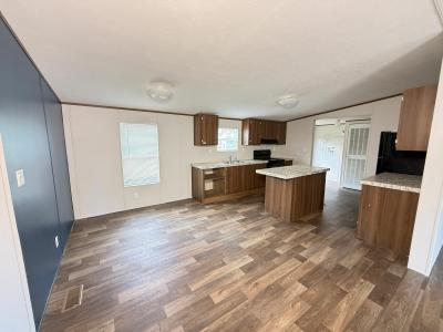 Photo 3 of 10 of home located at 3014 Preston Ave #2 Pasadena, TX 77503