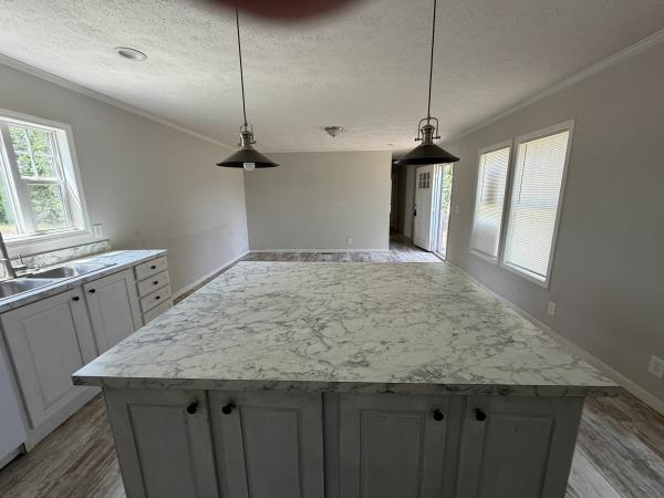 2022 COOL BREEZE Mobile Home For Sale