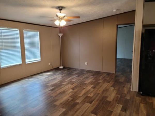 2022 MARVEL 4 Mobile Home For Sale