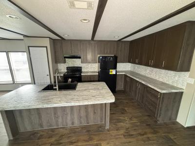 Photo 3 of 13 of home located at 10784 Oak Lake Rd Bryan, TX 77808