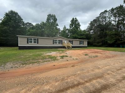 Mobile Home at 751 Ellis Rd Shorter, AL 36075