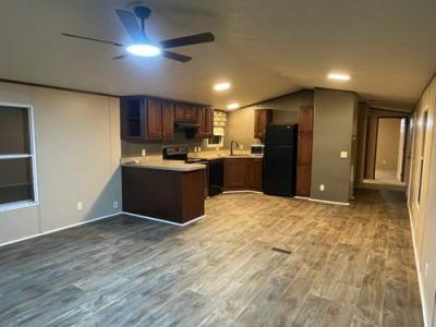 Photo 3 of 19 of home located at 201 Bently St Thibodaux, LA 70301
