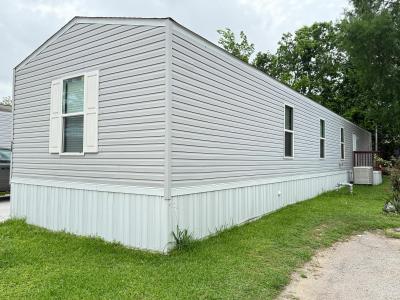 Photo 4 of 6 of home located at 5000 Allen Genoa Rd Lot 26 Pasadena, TX 77504