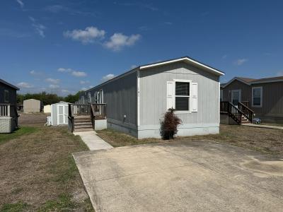 Mobile Home at 7500 Paradise Rd Lot 101 San Antonio, TX 78244