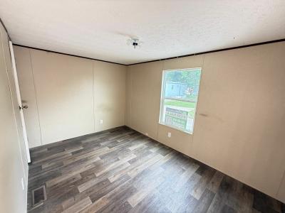 Photo 2 of 7 of home located at 3014 Preston Ave Trl 48 Pasadena, TX 77503