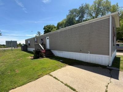 Photo 2 of 19 of home located at 315 Barricks Rd Lot 410 Louisville, KY 40229