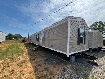 Mobile Home at 61 Blackwell Rd Collinsville, AL 35961