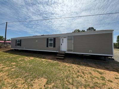 Photo 2 of 11 of home located at 61 Blackwell Rd Collinsville, AL 35961