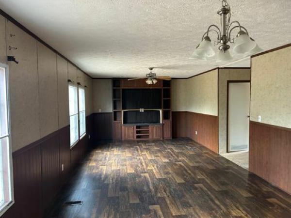 2010 LAKESHORE Mobile Home For Sale