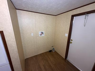 Photo 5 of 21 of home located at 5744 Arcadia Cir Del Valle, TX 78617