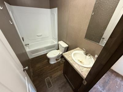 Photo 4 of 10 of home located at 8368 County Road 5 1/2 Pampa, TX 79065