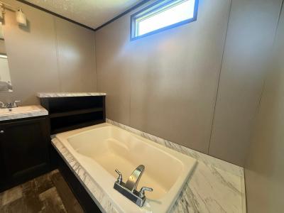 Photo 5 of 18 of home located at 38 County Road 5330 Baldwyn, MS 38824