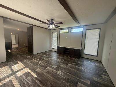 Photo 4 of 18 of home located at 38 County Road 5330 Baldwyn, MS 38824
