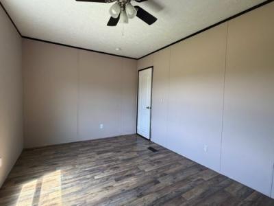 Photo 5 of 22 of home located at 1730 State Route 994 Boaz, KY 42027