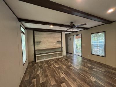 Photo 4 of 12 of home located at 98 Fountain Dr Oneonta, AL 35121