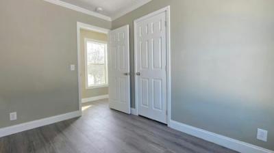 Photo 5 of 14 of home located at 1365 Powell Taylor R Lawrenceburg, KY 40342