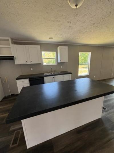 Photo 4 of 13 of home located at 5135 Flemingsburg Road Morehead, KY 40351
