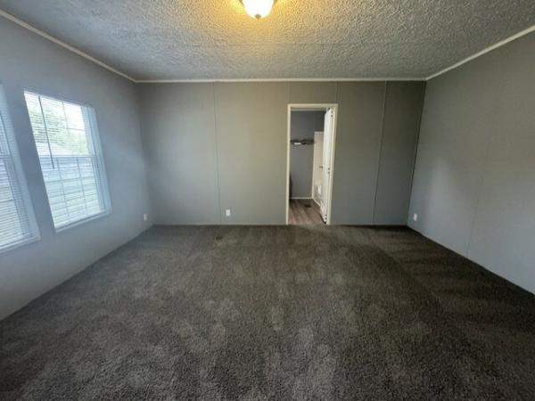 2010 Clayton Mobile Home
