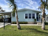 1990 Barrington Manufactured Home