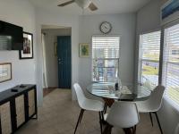 1990 Barrington Manufactured Home