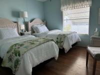 1990 Barrington Manufactured Home