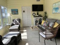 1990 Barrington Manufactured Home