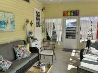1990 Barrington Manufactured Home