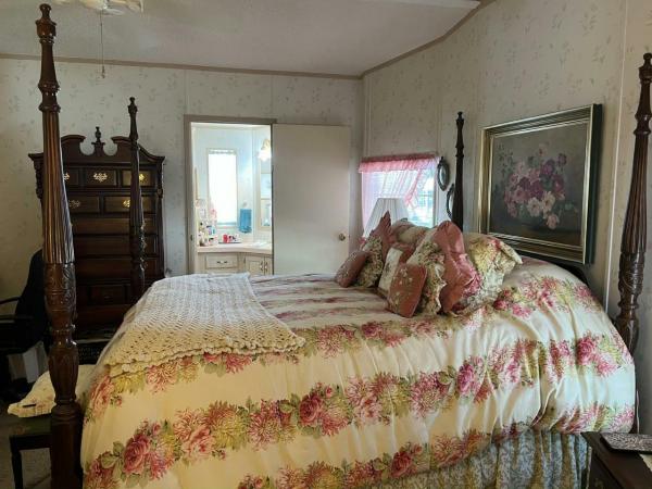 1992 Palm Harbor HS Manufactured Home