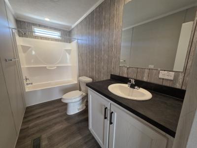 Photo 5 of 8 of home located at 900 Thomas J Drive Flint, MI 48506