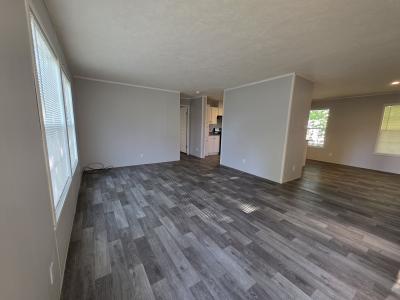 Photo 2 of 9 of home located at 468 Big Leaf Court Flint, MI 48506