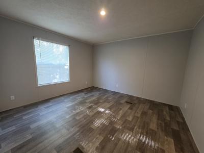 Photo 5 of 9 of home located at 468 Big Leaf Court Flint, MI 48506