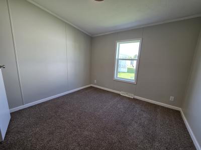 Photo 5 of 14 of home located at 718 Theresa Drive Flint, MI 48506