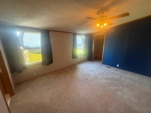 2000 Mobile Home