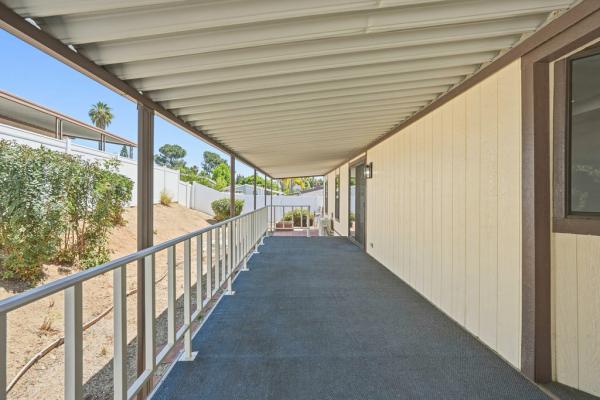 1986 09881 Silvercrest IND INC Silverwood II Mobile Home