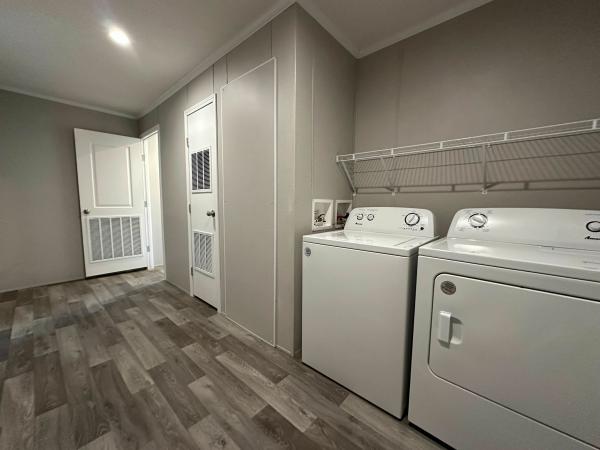 2023 Redman Advantage II  Home