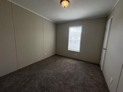 Photo 3 of 6 of home located at 38030 Franklin Dr Clinton Township, MI 48036