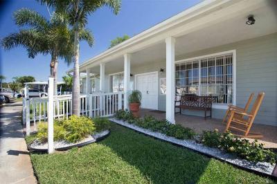 Photo 3 of 11 of home located at 39248 Us Hwy 19N  #288 Tarpon Springs, FL 34689