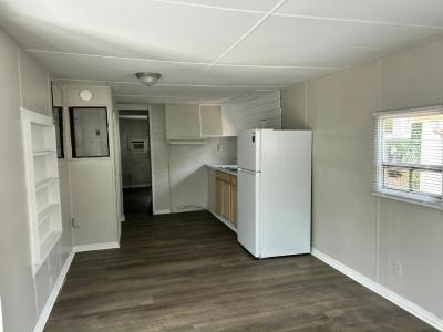 Photo 3 of 9 of home located at 10720 54th Avenue N, Lot 19 Saint Petersburg, FL 33708