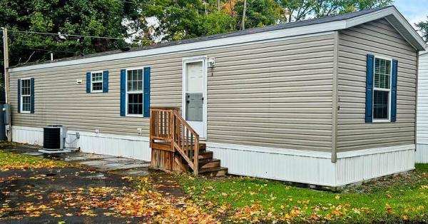 Photo 1 of 2 of home located at 1520 Orange Rd Lot #3 Ashland, OH 44805