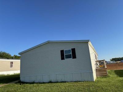 Photo 2 of 13 of home located at 2760 Bishopgate  New Salisbury, IN 47161