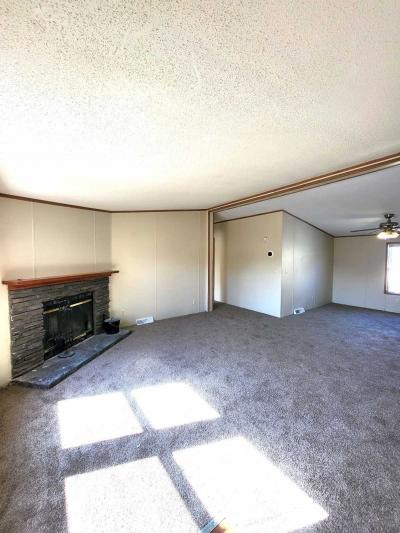 Photo 4 of 13 of home located at 1856 Armstrong Blvf. #29 Milford, MI 48381