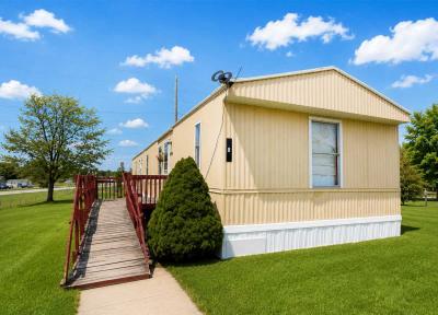 Mobile Home at 425 S Shoup St Lot 8 Angola, IN 46703
