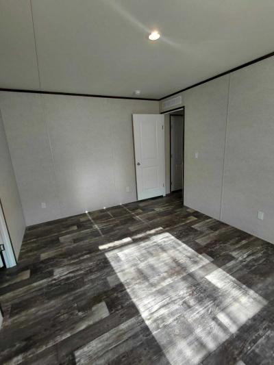 Photo 5 of 16 of home located at 301 Mantle Ave #239Kc Jackson, MI 49202