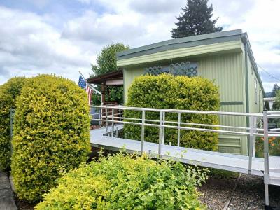 Photo 2 of 21 of home located at 77500 S 6th St Sp. #E10 Cottage Grove, OR 97424